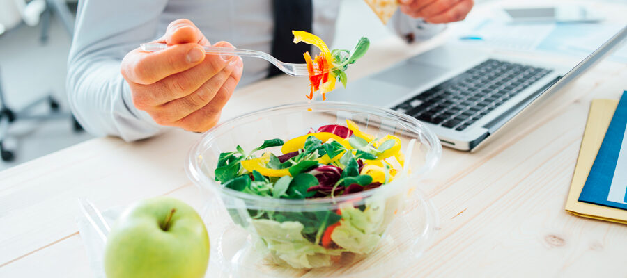 Simple Tips for Sticking to Your Diet at Work